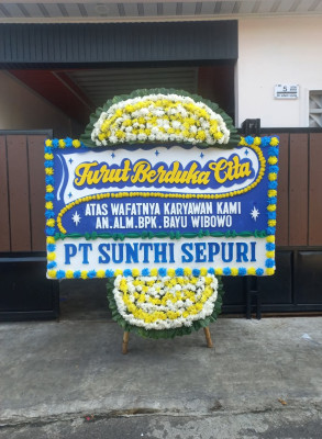Papan Bunga Duka di Lembah Gumanti