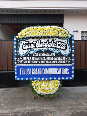 Papan Bunga Duka di Lembah Gumanti